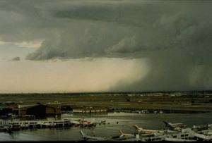 Wet Microburst at Denver Stapleton Airport Wet Microburst at Denver Stapleton Airport