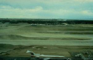Dry microburst near airport Dry microburst near airport